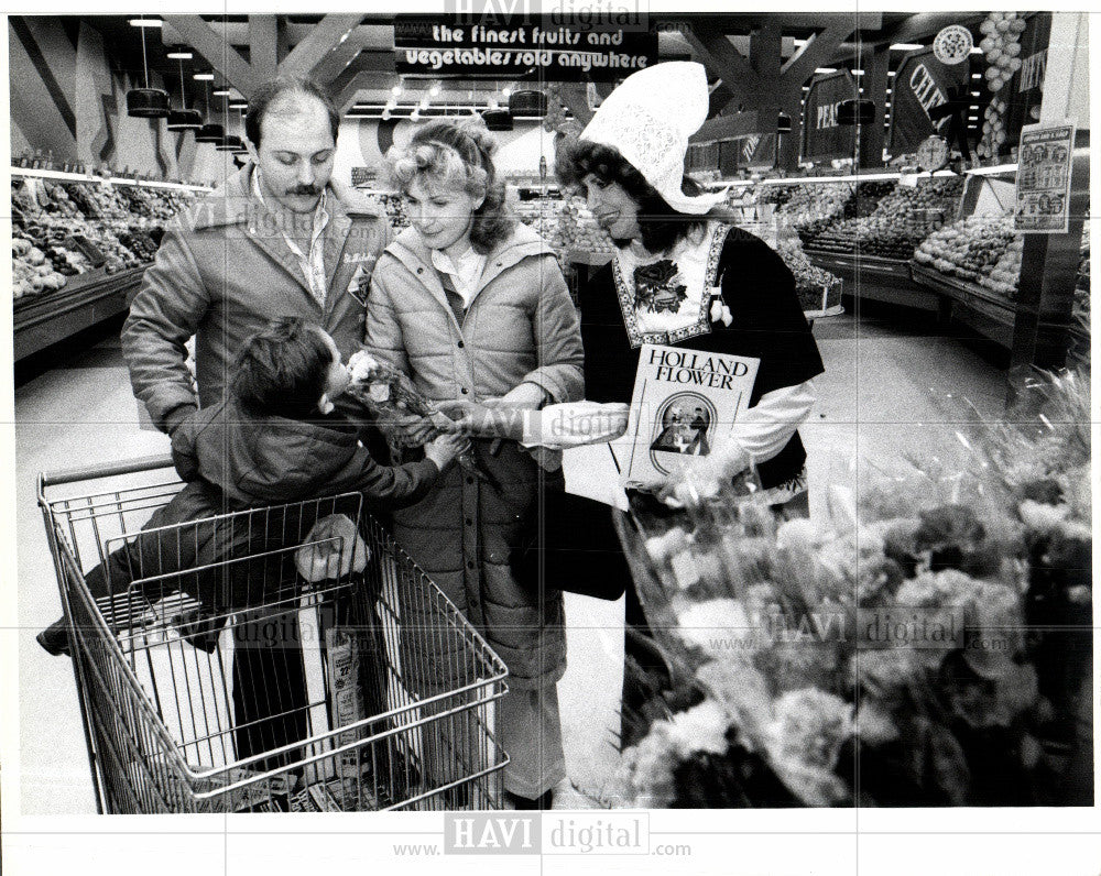 1983 Press Photo Supermarket - Historic Images