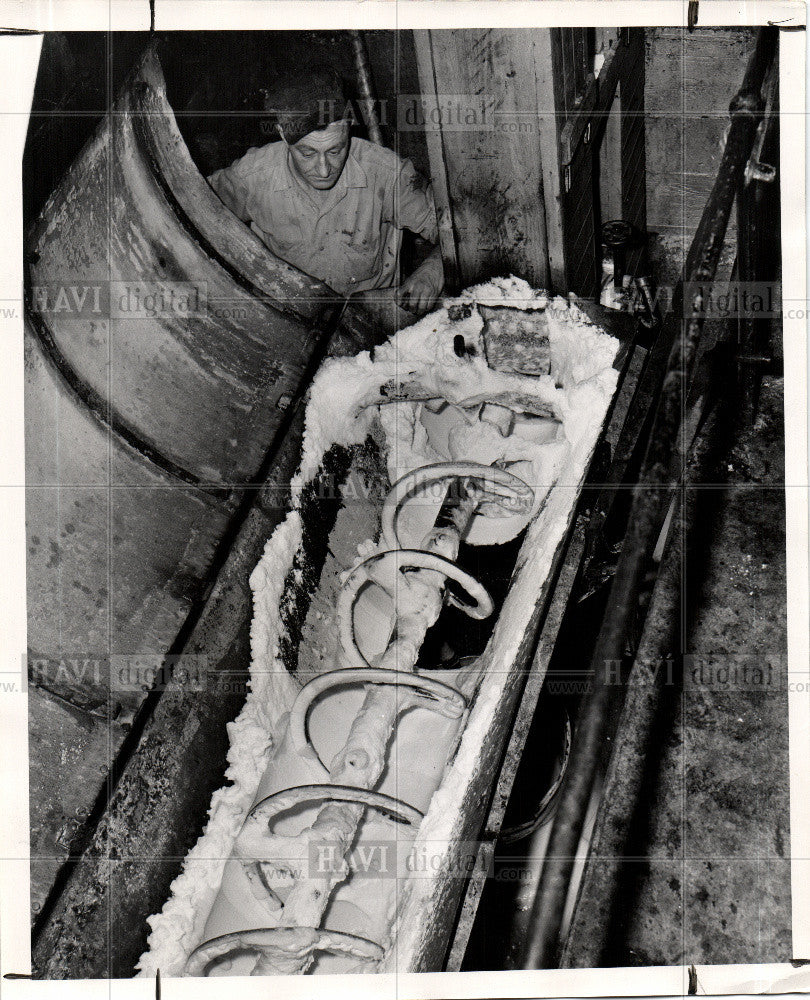 1947 Press Photo sugar beets snowy crystals - Historic Images