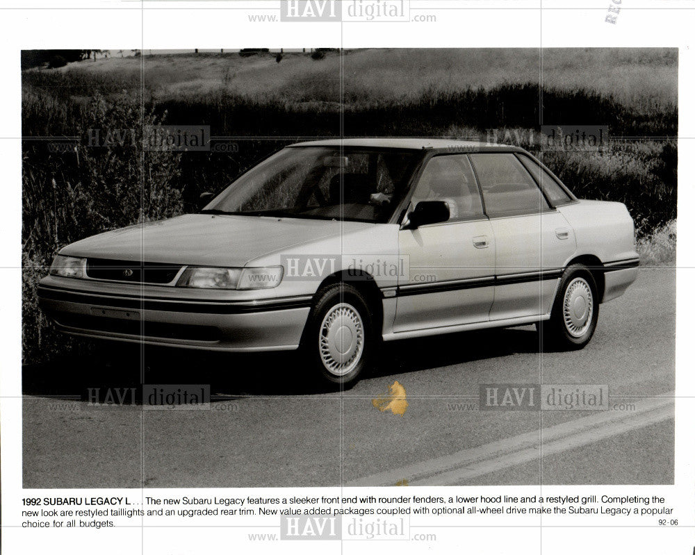 1992 Press Photo I992 Subaru Legacy L - Historic Images