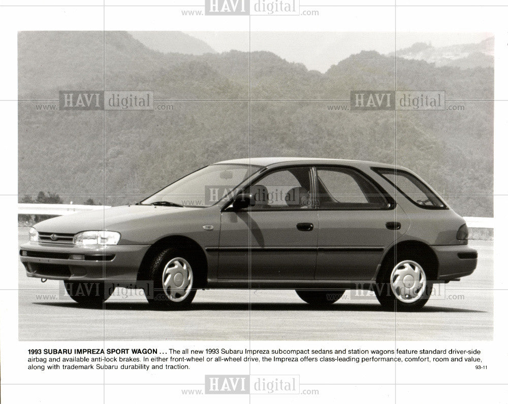 1993 Press Photo Subaru Impreza Sport Wagon 1993 auto - Historic Images