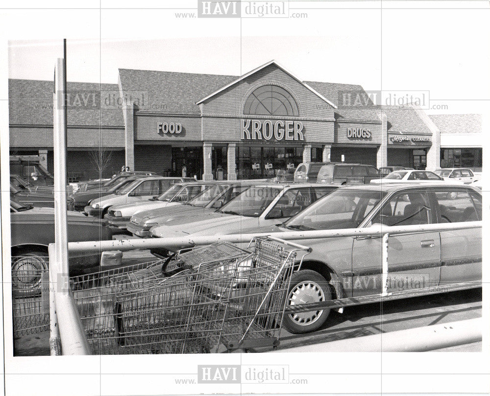 1992 Press Photo New Kroger store Traver Village Mall - Historic Images