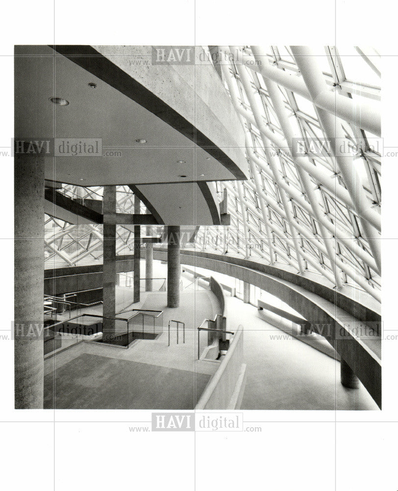 1982 Press Photo Roy Thomson Hall - Historic Images