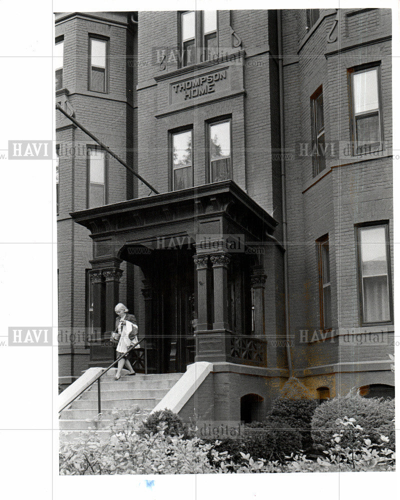 1976 Press Photo The Thompson Home Detroit Michigan - Historic Images