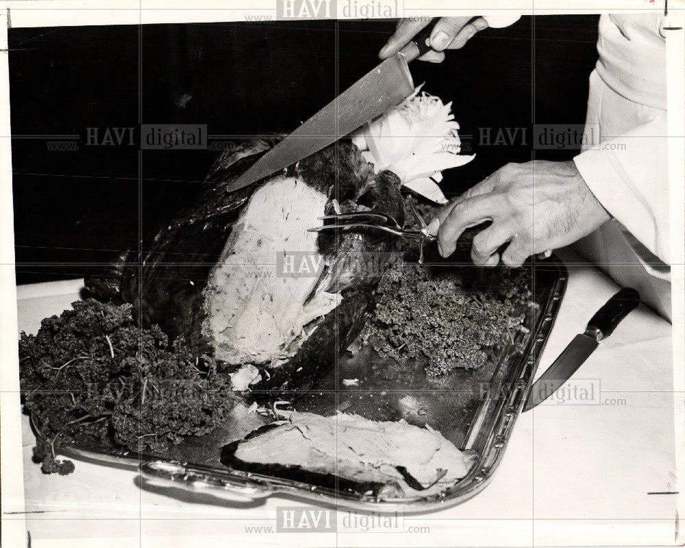 Press Photo Thanksgiving Turkey Harvest Festival - Historic Images