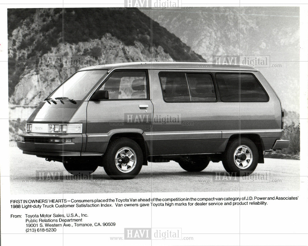 1988 Press Photo Toyota automobile - Historic Images