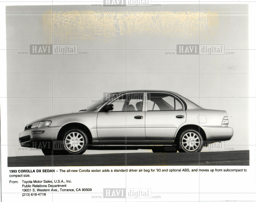 1992 Press Photo 1993 Corolla DX Sedan - Historic Images