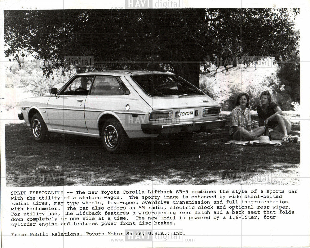 1976 Press Photo Toyota Corolla Liftback SR-5 - Historic Images