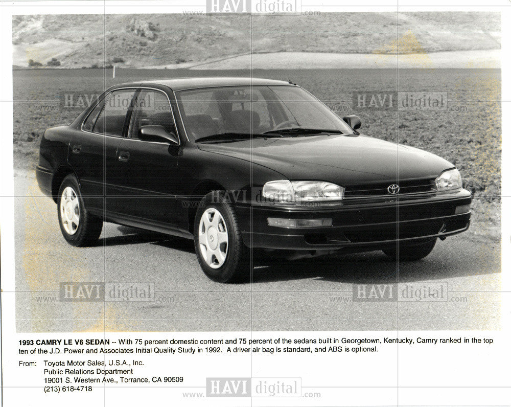 1993 Press Photo 1993 Camry Le V6 Sedan - Historic Images