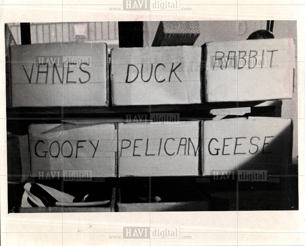 1973 Press Photo toy making rocking chairs boxes - Historic Images