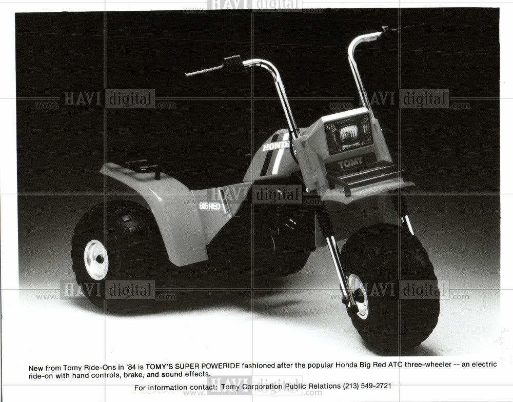 1984 Press Photo tomy ride three wheeler big red ATC - Historic Images