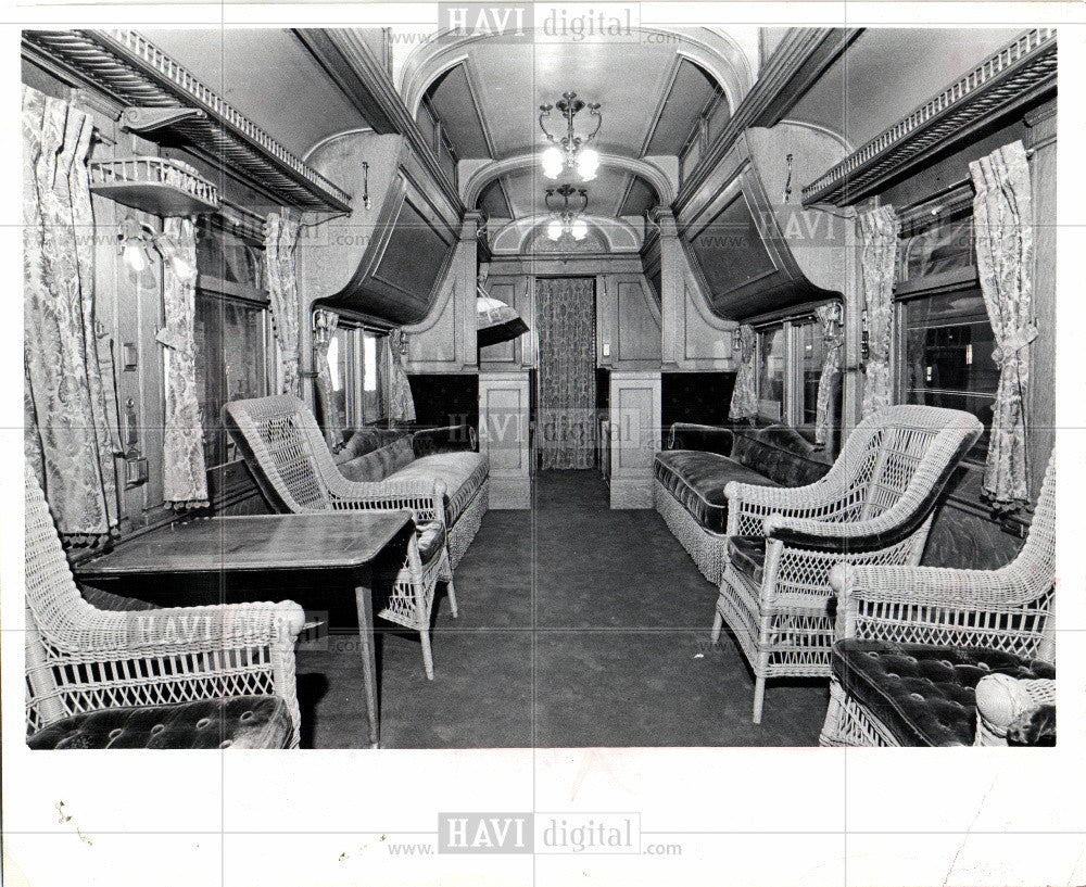 1973 Press Photo Private Train Car Exhibit Boyne City - Historic Images