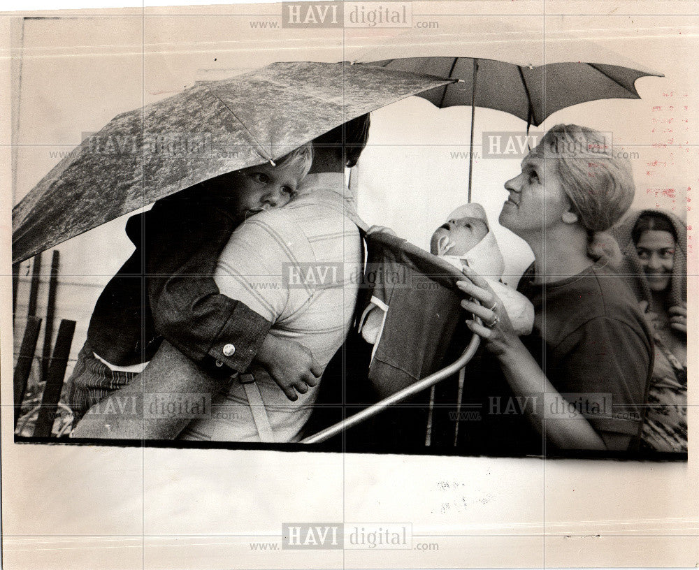 1974 Press Photo The Ron Wilshaws - Historic Images