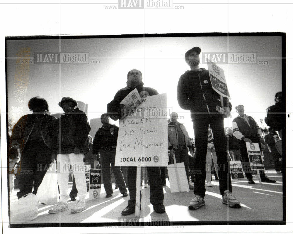 1993 Press Photo Demonstration And Protest 1993 - Historic Images