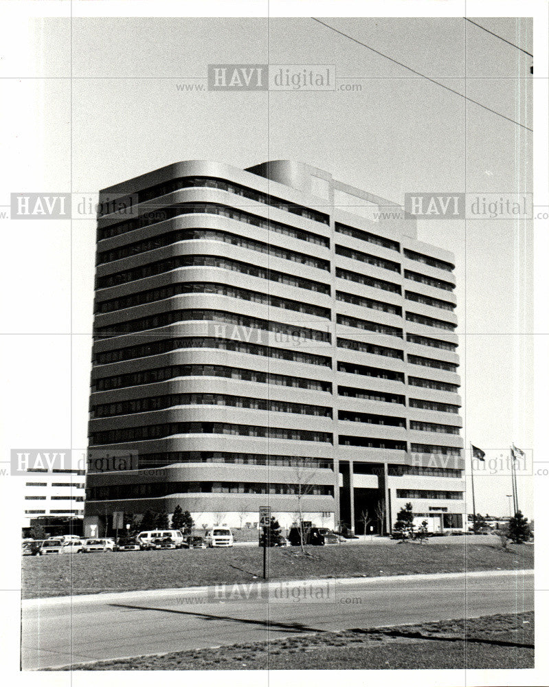 1985 Press Photo Volkswagen of America Troy MI offices - Historic Images