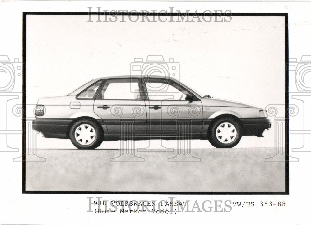 1988 Press Photo Volkswagen Passat Automobile 1988 - Historic Images