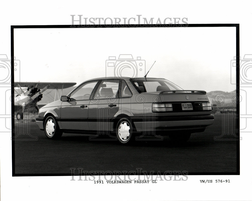 1991 Press Photo 1991 VOLKSWAGEN PASSAT GL - Historic Images