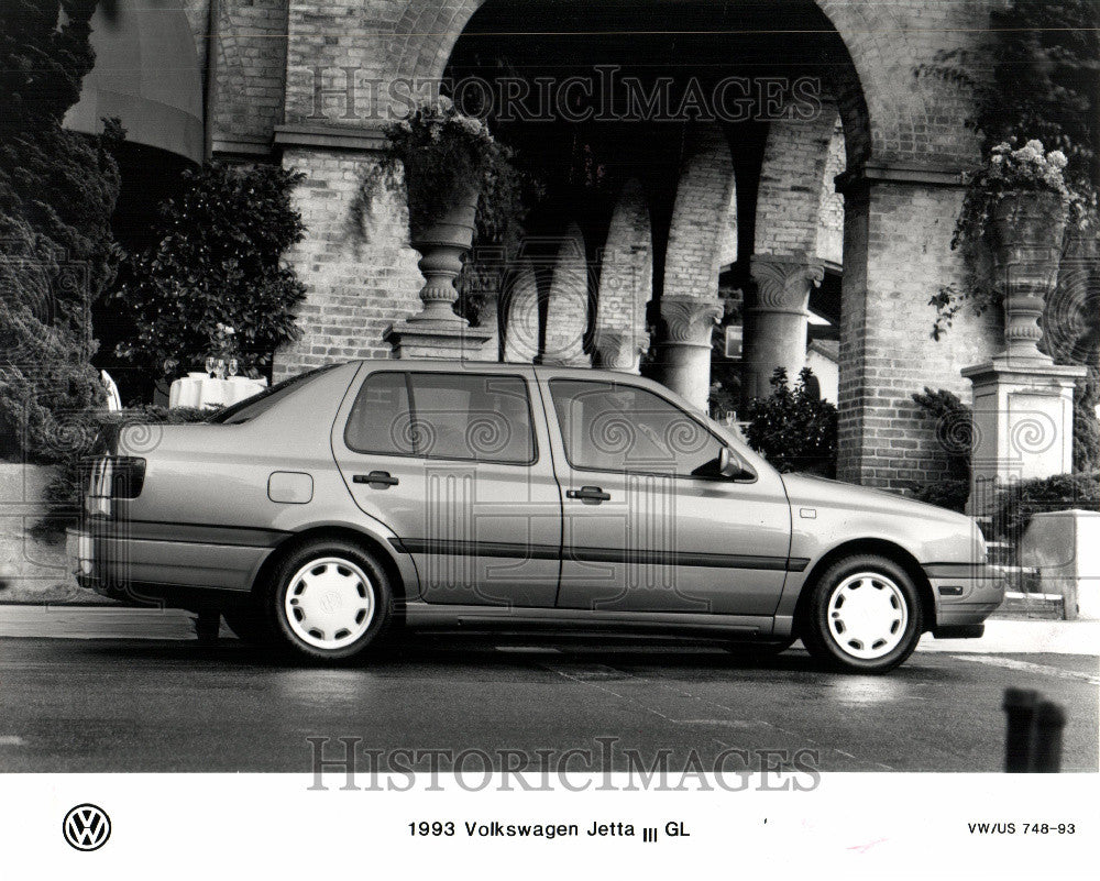 1993 Press Photo Volkswagen Jetta, German automaker - Historic Images