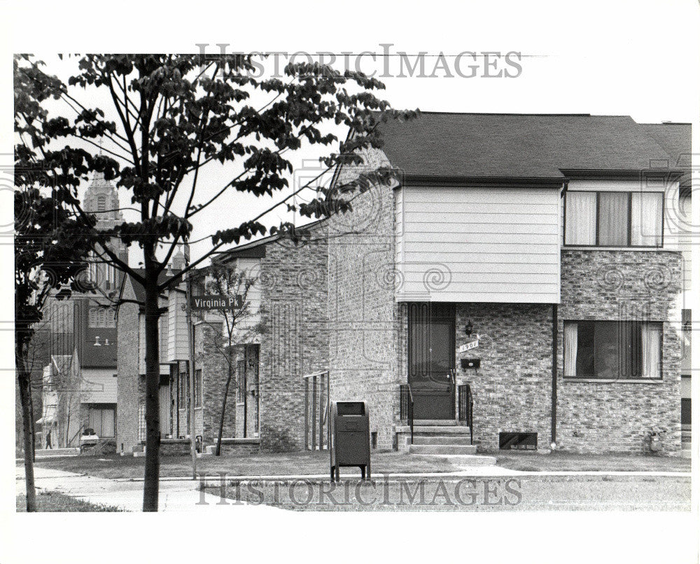 Press Photo Virginia Park Corner 12th Detroit MI - Historic Images