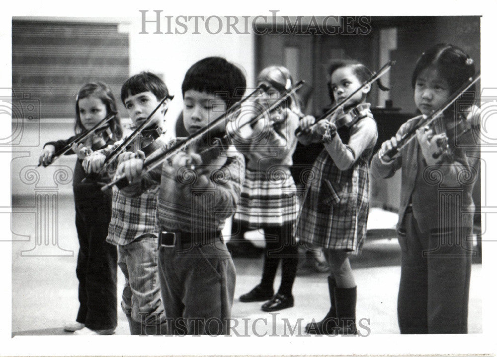 Press Photo Violin Program - Historic Images