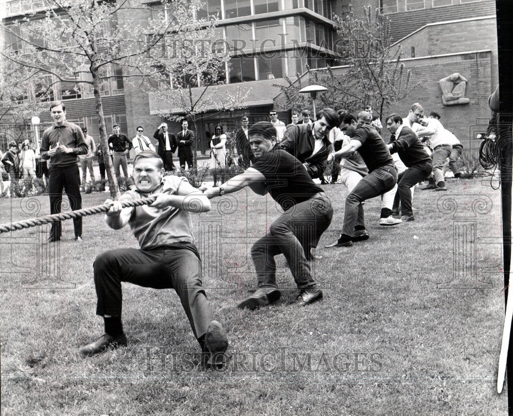 1967 Press Photo Wayne State University Students Delta - Historic Images