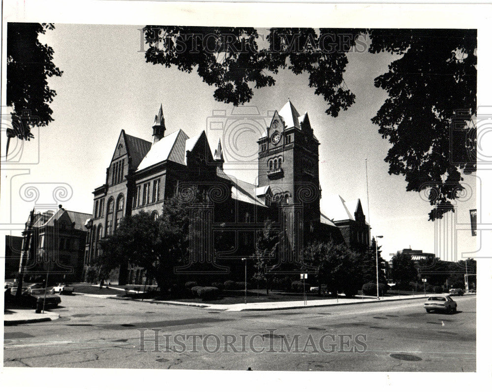 1987 Press Photo Wayne State University Old Main - Historic Images