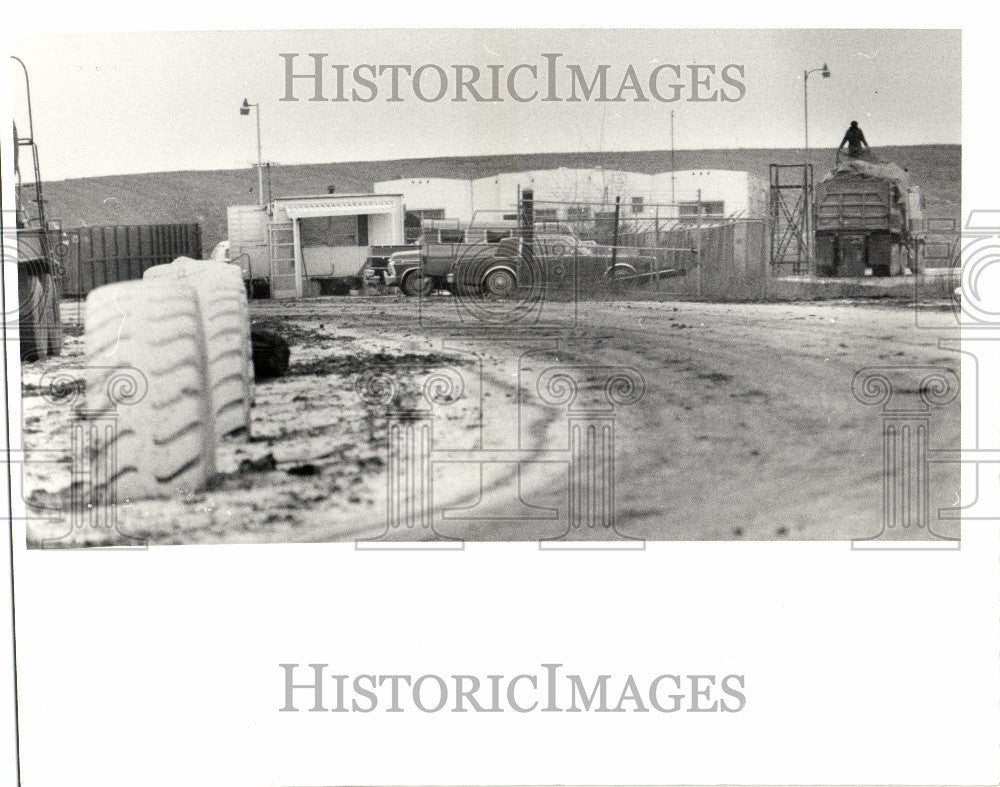 1983 Press Photo Wayne Disposal - Historic Images