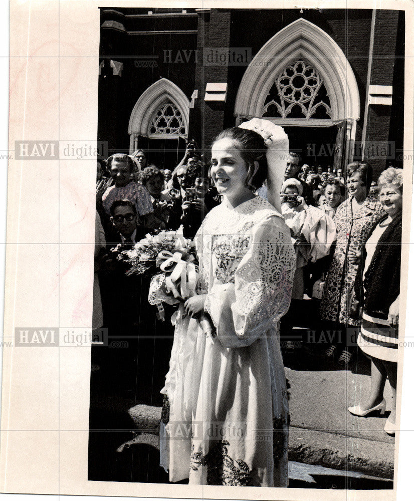 1972 Press Photo Wedding - Historic Images