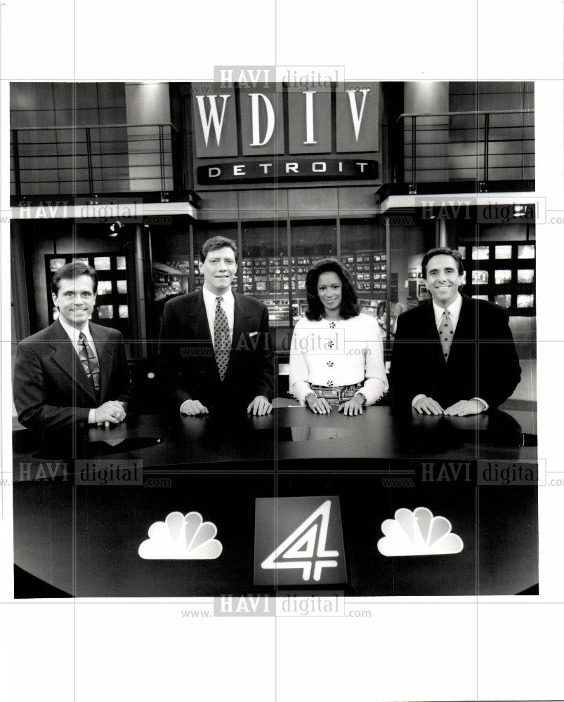 1999 Press Photo WDIV Detroit, TV , Channel 4, anchors - Historic Images