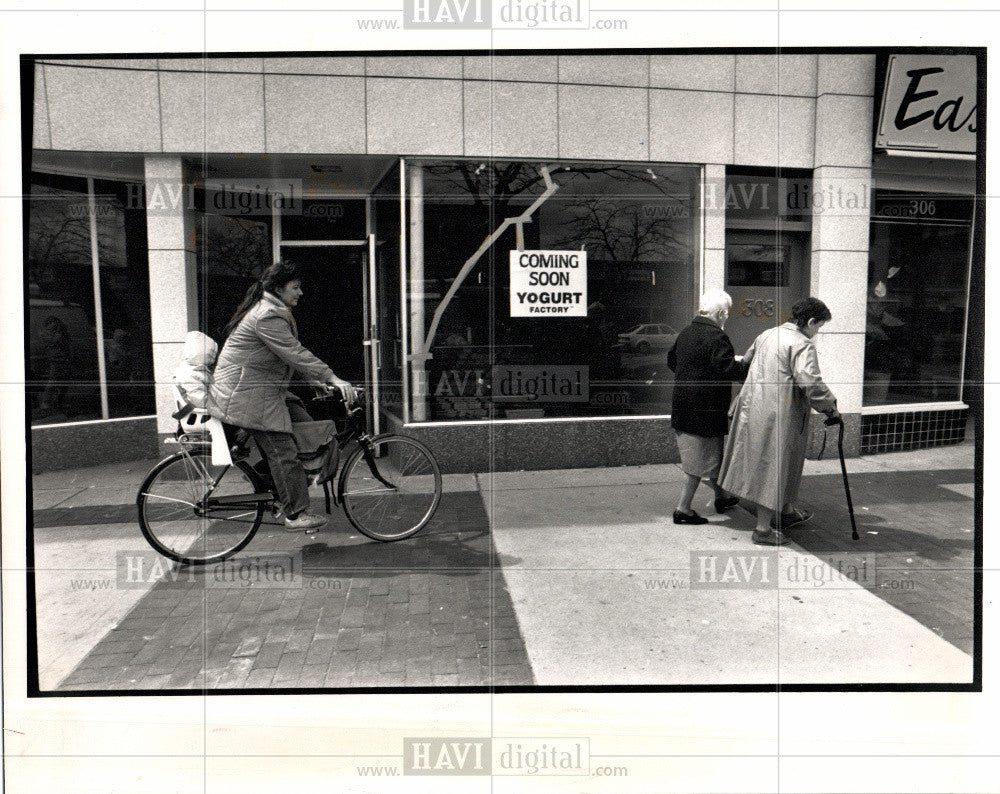 1989 Press Photo 75-acre tract redeveloped condos - Historic Images