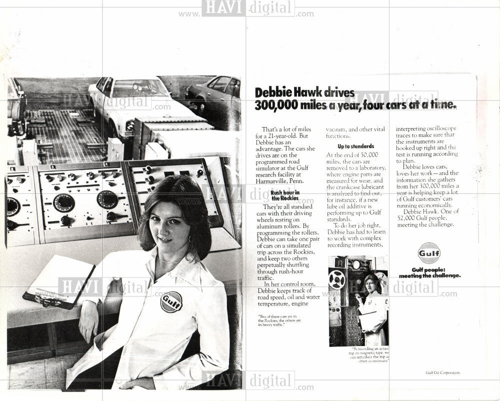 1978 Press Photo Gulf, Debbie Hawk, car testing - Historic Images