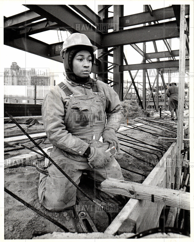 1978 Press Photo Emma Taylor woman carpenter labor - Historic Images
