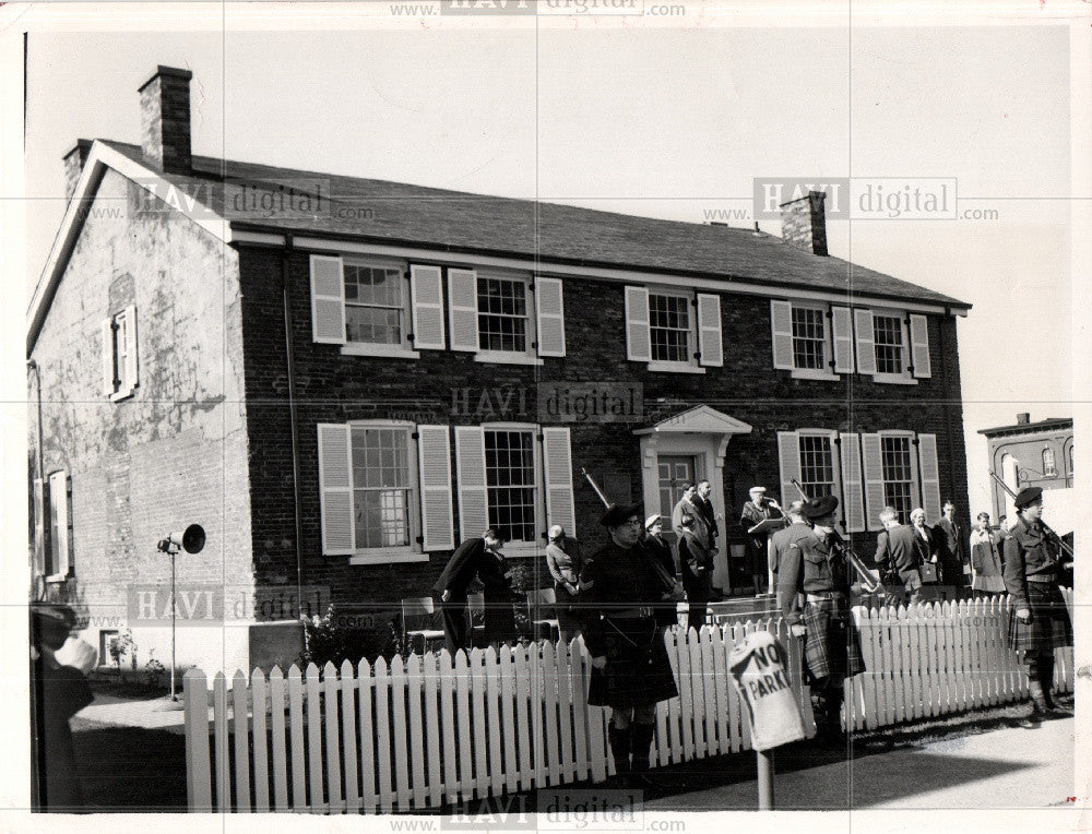 1968 Press Photo FRANCOIS BABY house Walker Museum - Historic Images