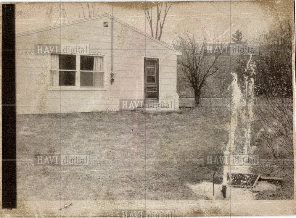 1975 Press Photo Artesian Aquifer Groundwater Well - Historic Images