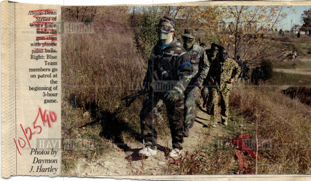 1990 Press Photo War games blue team 3 hour game - Historic Images