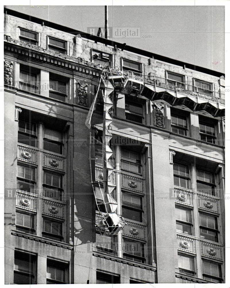 1976 Press Photo Cadillac Square Detroit First National - Historic Images