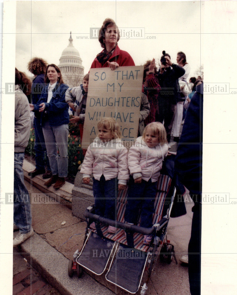 1989 Press Photo Abortion Demo and Protest - Historic Images