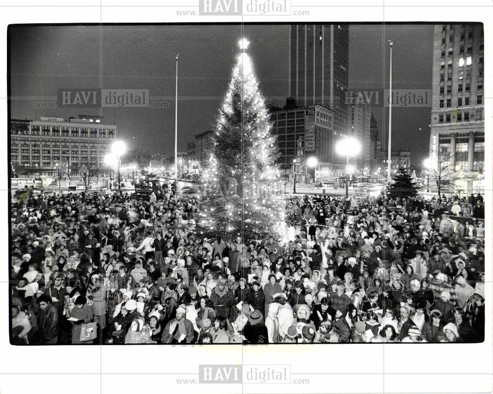 1977 Press Photo Kennedy Square - Historic Images