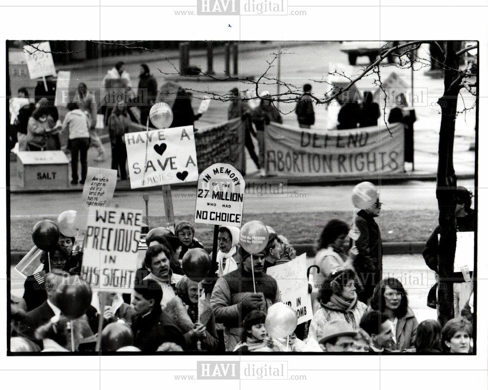 1991 Press Photo Plan would make women delay abortion - Historic Images