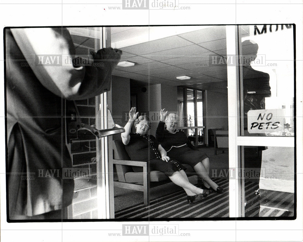 Press Photo care home or rest home - Historic Images