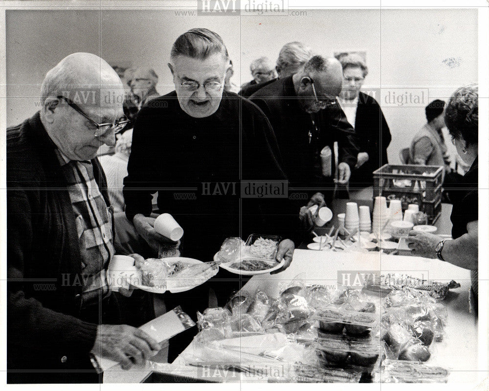 1975 Press Photo Aged - Historic Images