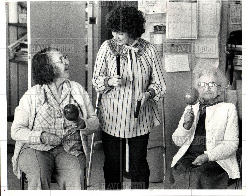 1981 Press Photo Pearl Peterson Ruth Speth Rhythm Music - Historic Images