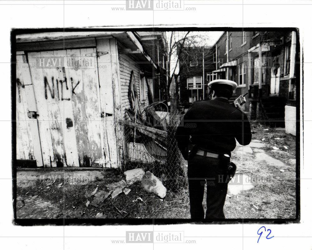 1990 Press Photo DETROIT POLICE OFFICER JOHN JENKINS - Historic Images