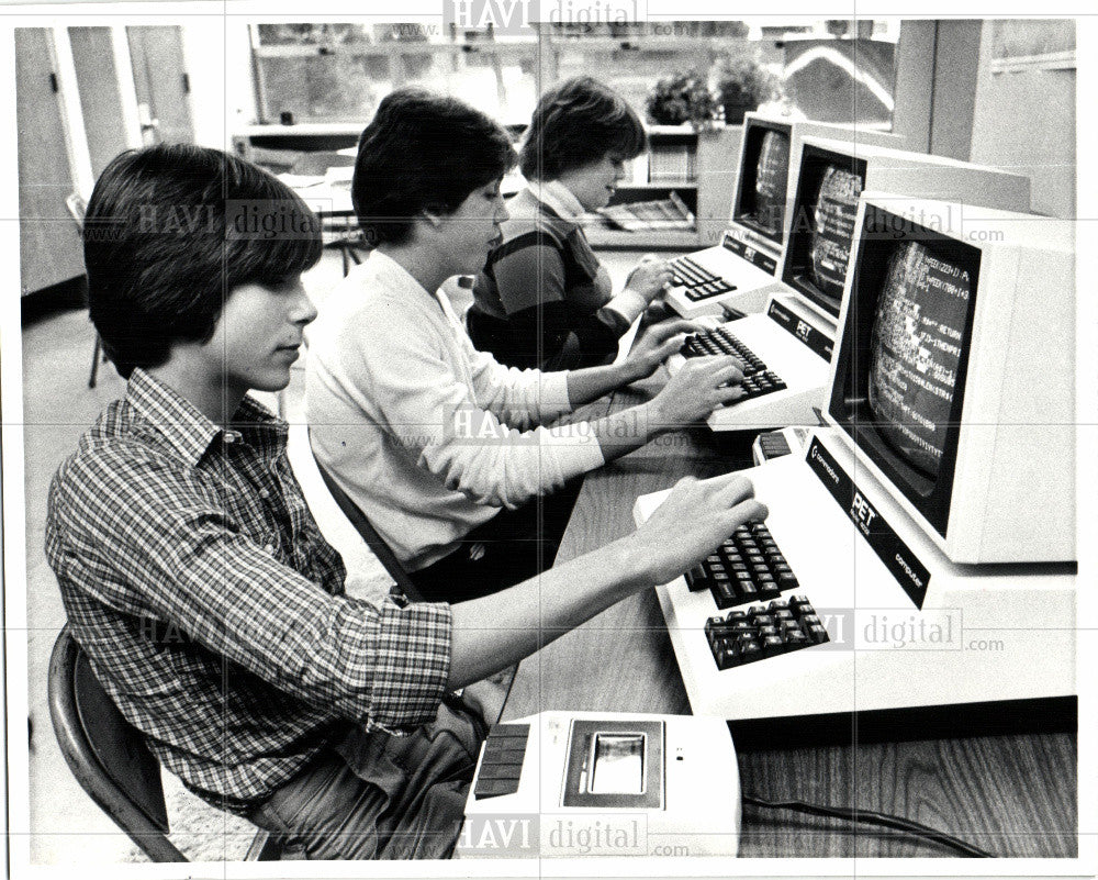 Press Photo Adventure school - Historic Images