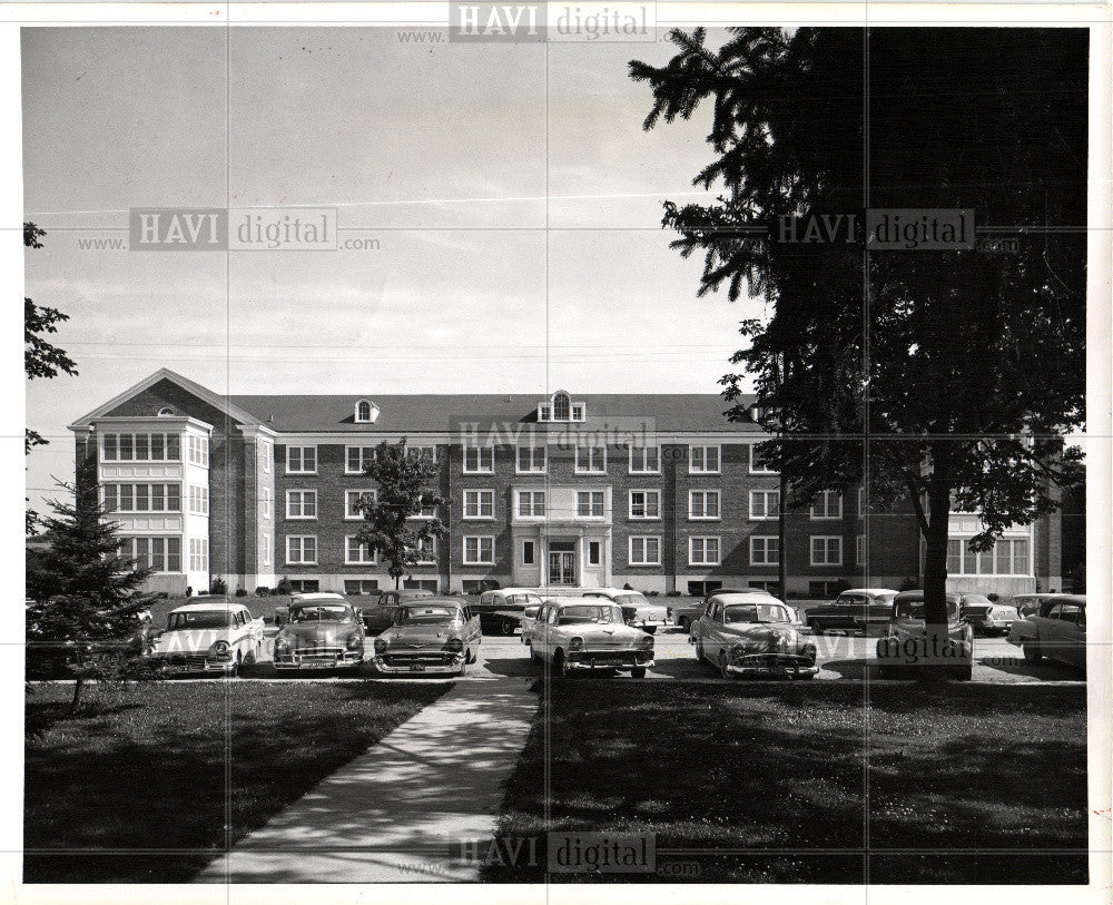 1957 Press Photo dormitory Adrian College - Historic Images