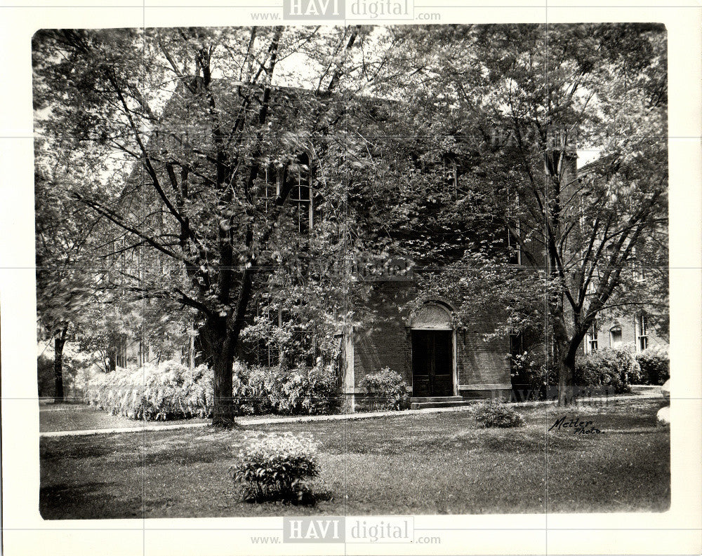 Press Photo Adrian College, Science Hall - Historic Images