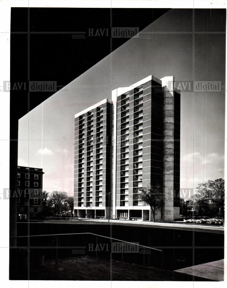 1978 Press Photo Henry Ford Tower apartments Detroit - Historic Images