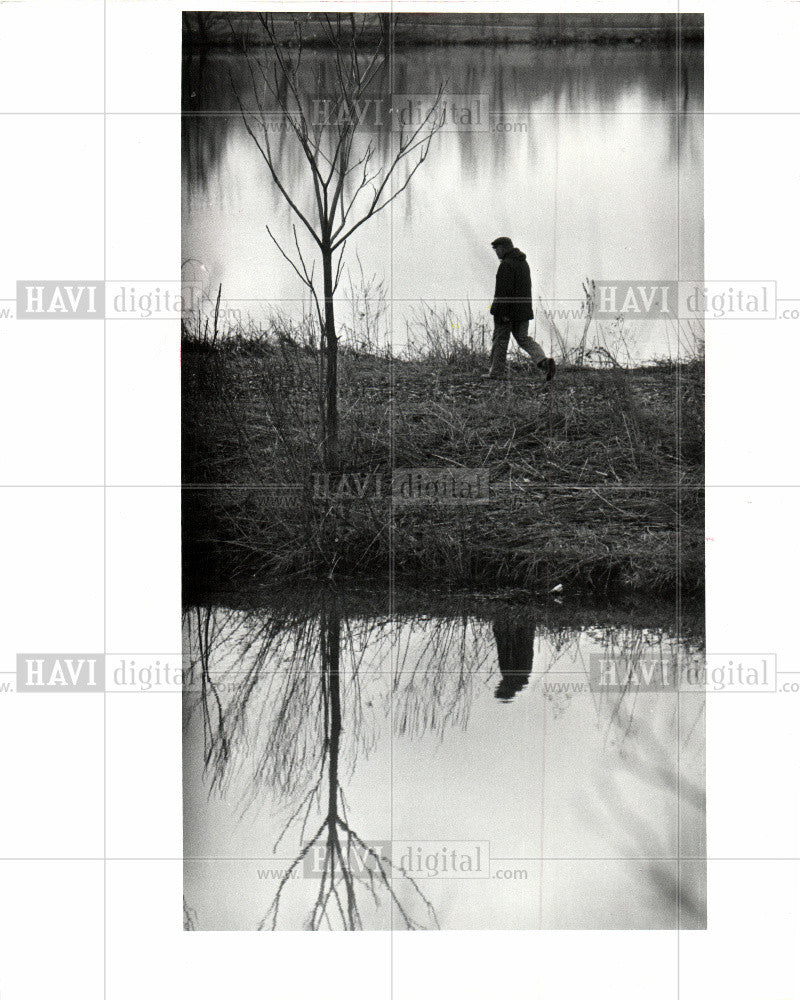 1985 Press Photo Ann Arbor Gallup Park Geddes Michigan - Historic Images