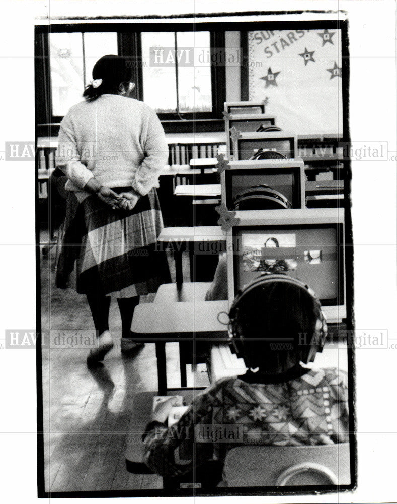 1990 Press Photo school, computer, detroit, capacity - Historic Images