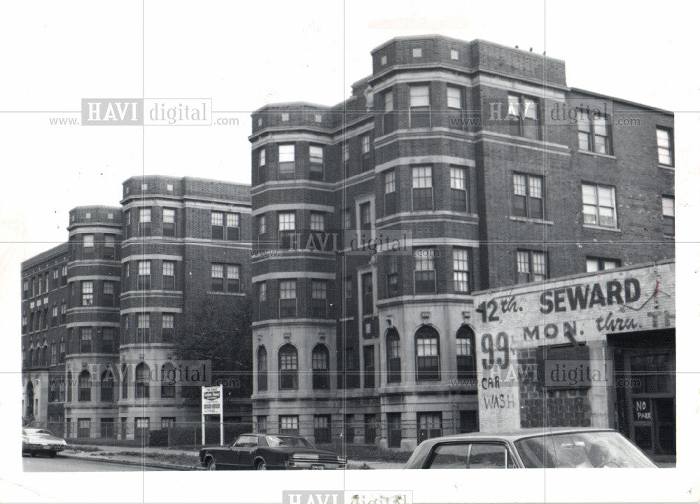 1968 Press Photo Apartments - Historic Images