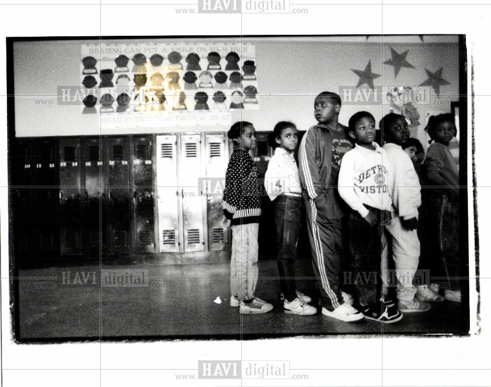 1990 Press Photo ANGELL ELEM SCHOOL - Historic Images